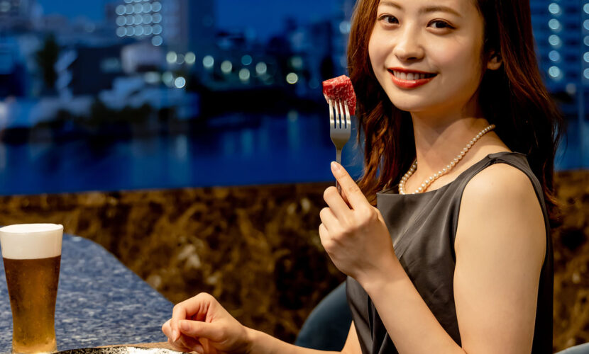 焼肉女性イメージ